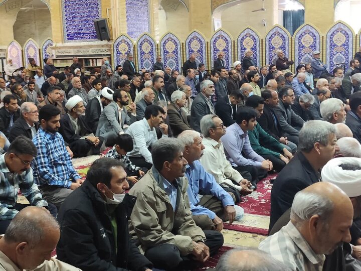 تصاویر/ اقامه نماز جمعه شهر بم