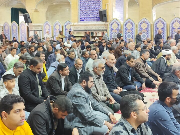 تصاویر/ اقامه نماز جمعه شهر بم