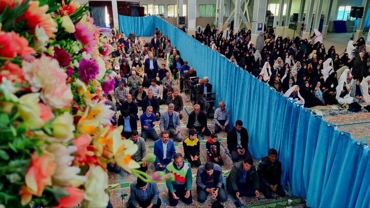 تصاویر/ اقامه نماز جمعه شهر رابر