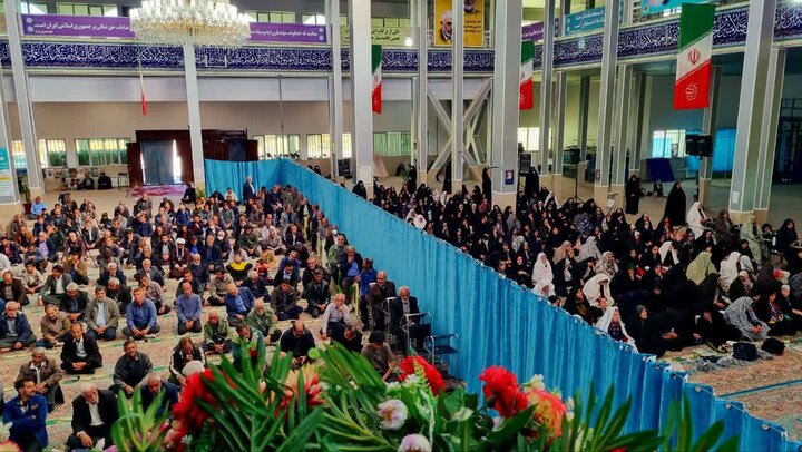 تصاویر/ اقامه نماز جمعه شهر رابر