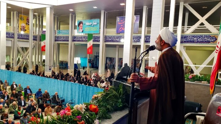 تصاویر/ اقامه نماز جمعه شهر رابر