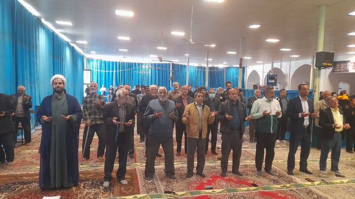 تصاویر/ اقامه نماز جمعه شهر یزدان‌آباد