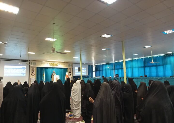 تصاویر/ اقامه نماز جمعه شهر یزدان‌آباد