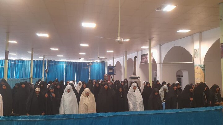 تصاویر/ اقامه نماز جمعه شهر یزدان‌آباد