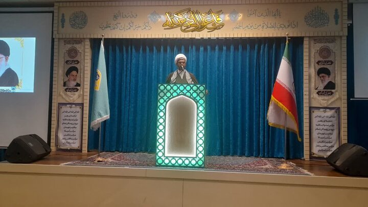 تصاویر/ اقامه نماز جمعه شهر یزدان‌آباد