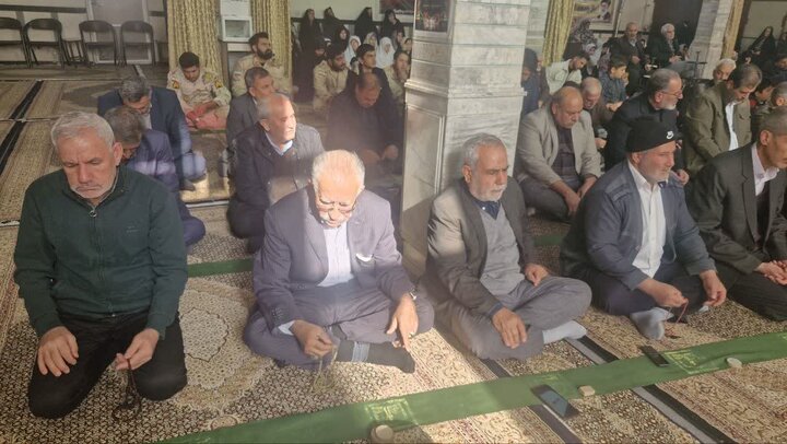 تصاویر/  اقامه نماز جمعه پلدشت
