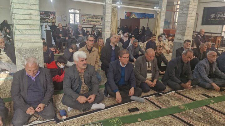 تصاویر/  اقامه نماز جمعه پلدشت