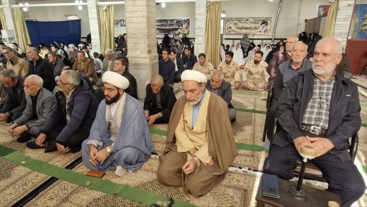 تصاویر/  اقامه نماز جمعه پلدشت