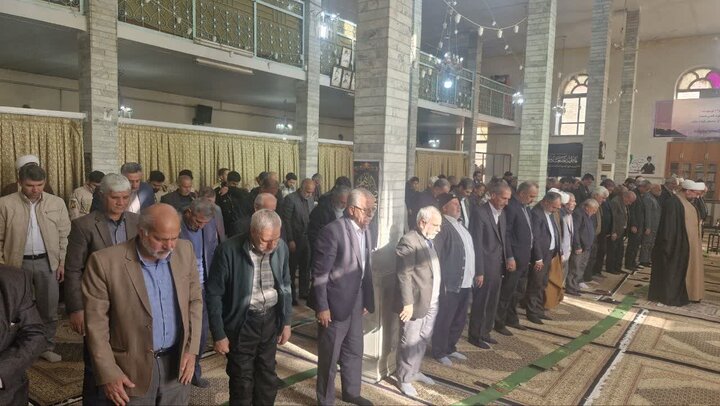 تصاویر/  اقامه نماز جمعه پلدشت