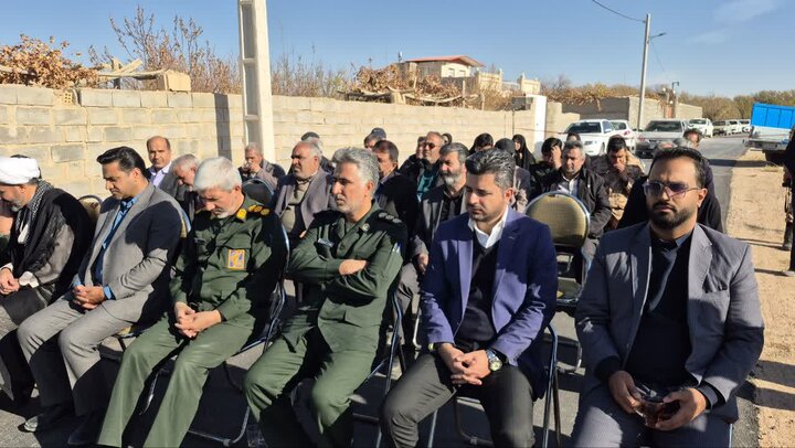 تصاویر/ افتتاح پروژه آسفالت روستایی گاریز سفلی تا حاجی‌آباد با حضور امام جمعه گاریزات