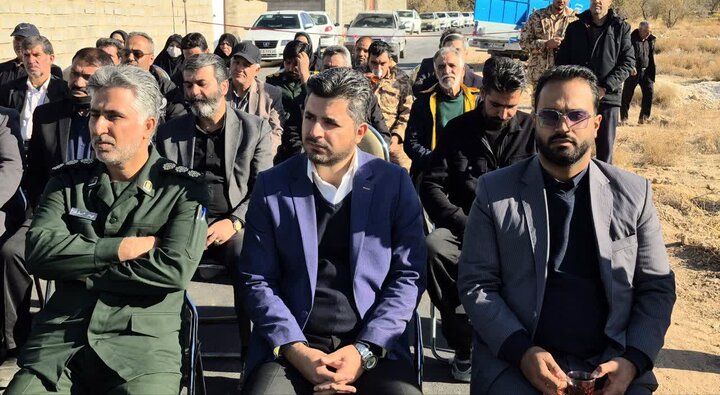 تصاویر/ افتتاح پروژه آسفالت روستایی گاریز سفلی تا حاجی‌آباد با حضور امام جمعه گاریزات