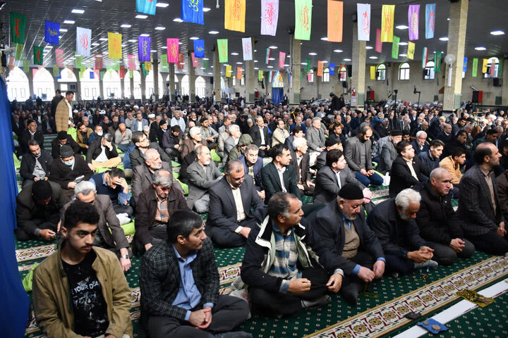 تصاویر/ اقامه نماز جمعه خوی