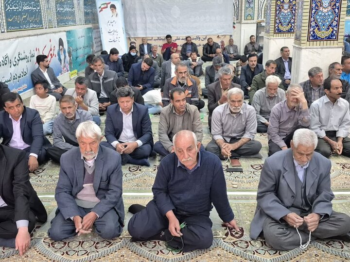 تصاویر/ اقامه نماز جمعه شهر پاریز