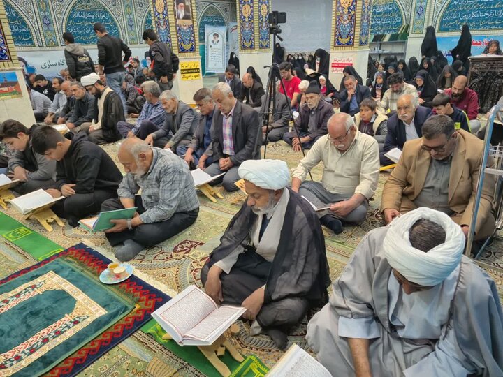 تصاویر/ اقامه نماز جمعه شهر پاریز