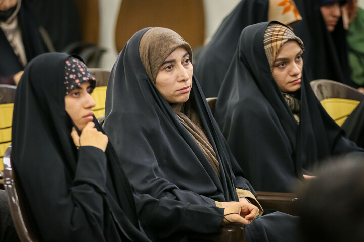 تصاویر/ اختتامیه محفل شعر آن صبح نزدیک در مسجد مقدس جمکران