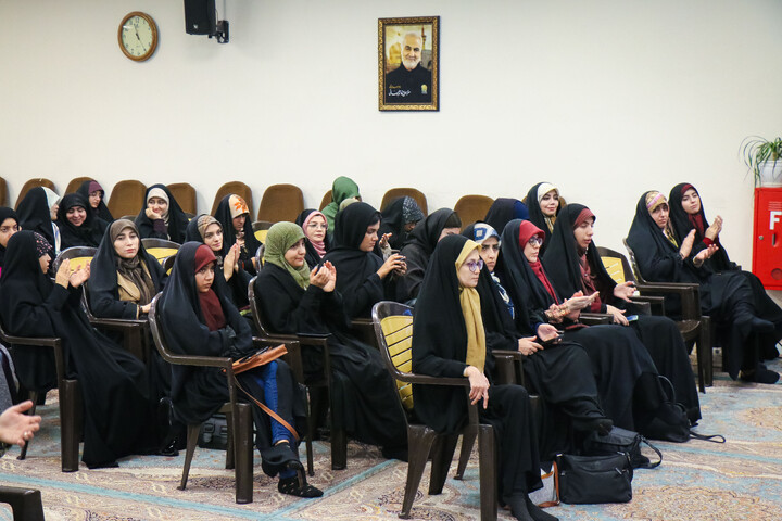 تصاویر/ اختتامیه محفل شعر آن صبح نزدیک در مسجد مقدس جمکران