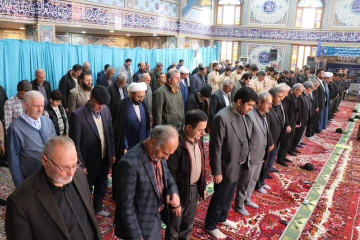 تصاویر / نماز جمعه شهرستان جلفا