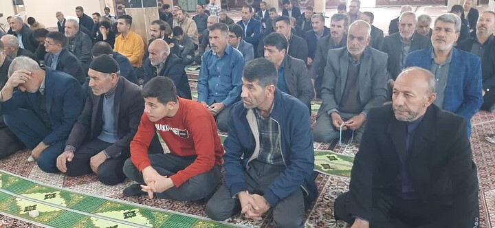 تصاویر / نماز جمعه شهرستان دندی