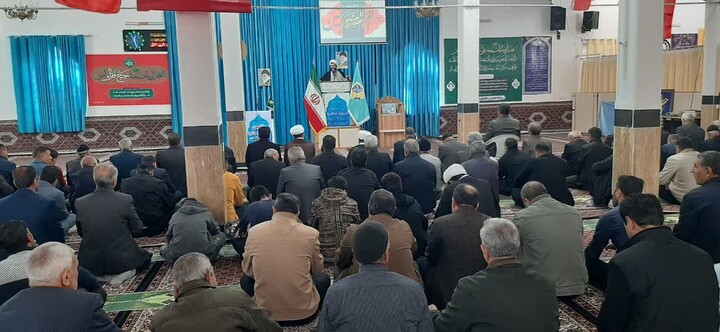 تصاویر / نماز جمعه شهرستان دندی