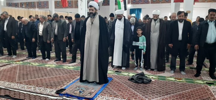 تصاویر / نماز جمعه شهرستان دندی
