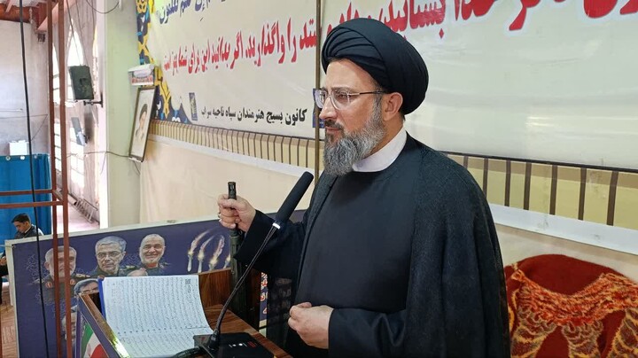 تصاویر / نماز جمعه شهرستان جلفا