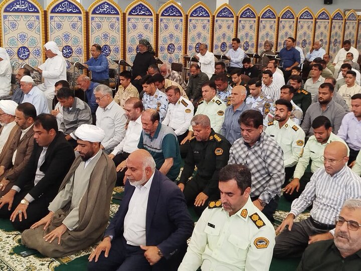 نمازجمعه امروز شهر عسلویه به روایت تصاویر