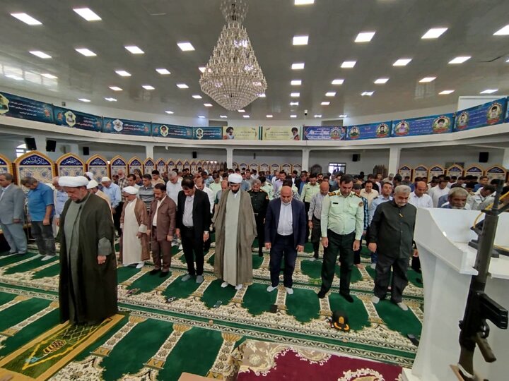 نمازجمعه امروز شهر عسلویه به روایت تصاویر