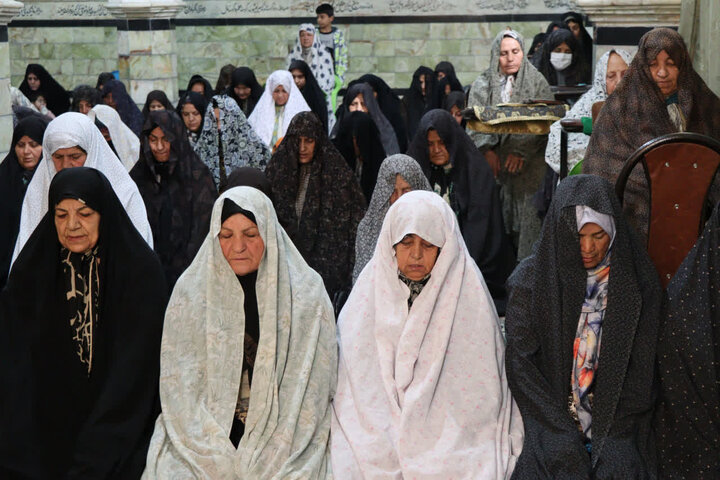 تصاویر/ اقامه نماز جمعه شهر زیدآباد