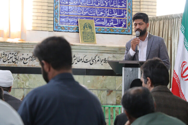 تصاویر/ اقامه نماز جمعه شهر زیدآباد