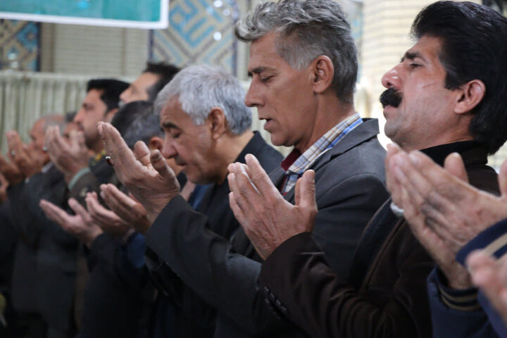 تصاویر/ اقامه نماز جمعه شهر زیدآباد