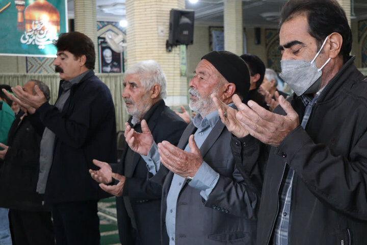 تصاویر/ اقامه نماز جمعه شهر زیدآباد