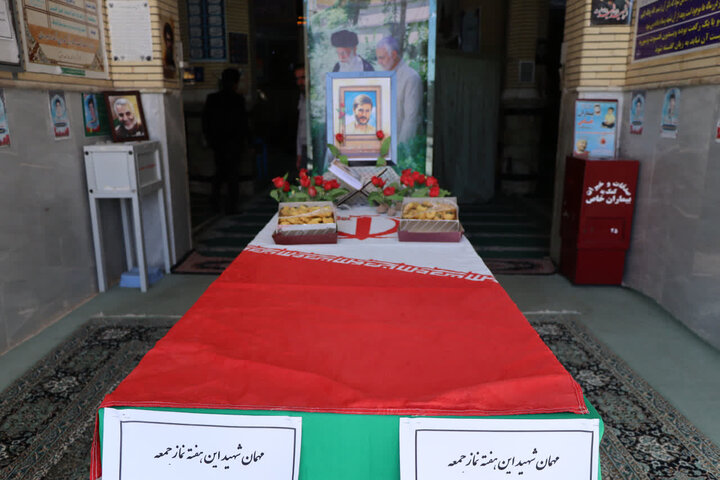 تصاویر/ اقامه نماز جمعه شهر زیدآباد