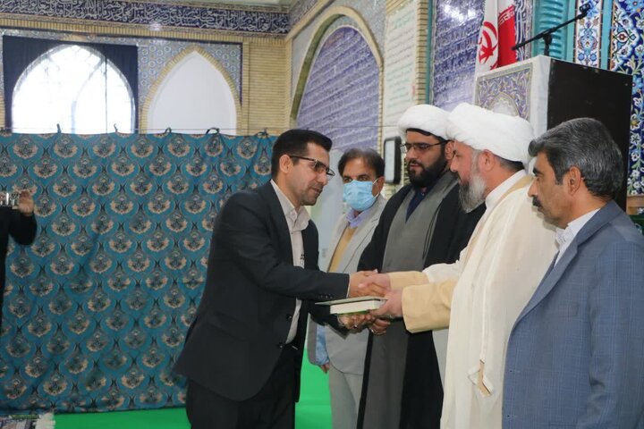 تصاویر/ اقامه نماز جمعه شهر فهرج