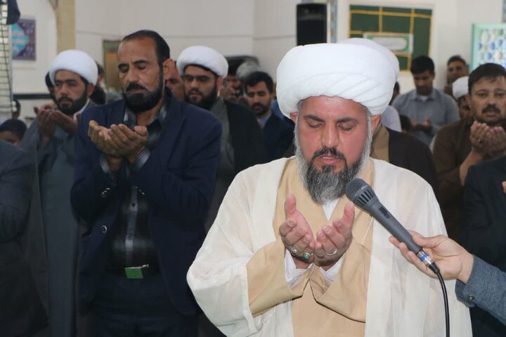 تصاویر/ اقامه نماز جمعه شهر فهرج