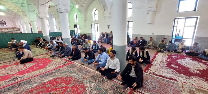 تصاویر/ اقامه نماز جمعه شهر شهداد