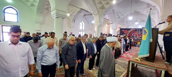 تصاویر/ اقامه نماز جمعه شهر شهداد