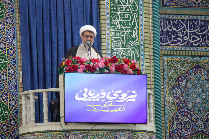 تصاویر/ اقامه نماز جمعه شهر کرمان