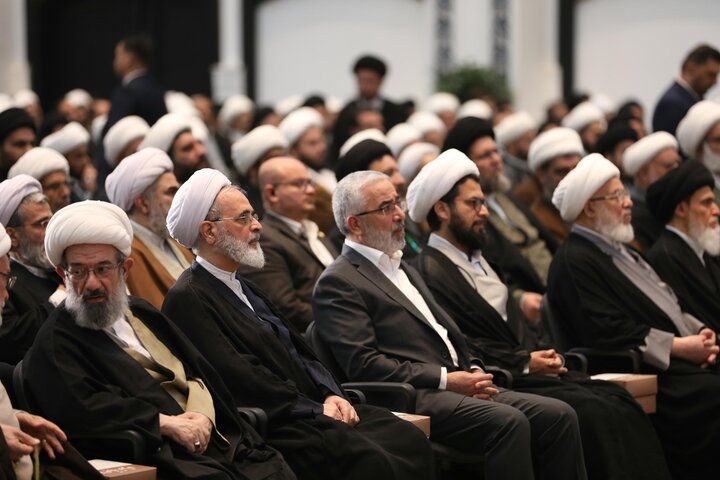 تصاویر/ برگزاری کنگره بین المللی میرزای نائینی در نجف اشرف