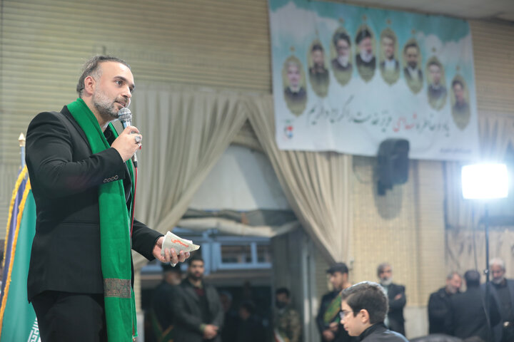 تصاویر/ همایش گرامیداشت هفته بسیج در آستان مقدس امامزاده علی بن جعفر(ع)