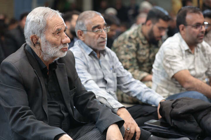 تصاویر/ همایش گرامیداشت هفته بسیج در آستان مقدس امامزاده علی بن جعفر(ع)