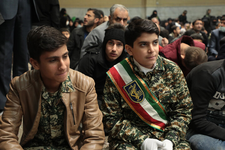 تصاویر/ همایش گرامیداشت هفته بسیج در آستان مقدس امامزاده علی بن جعفر(ع)