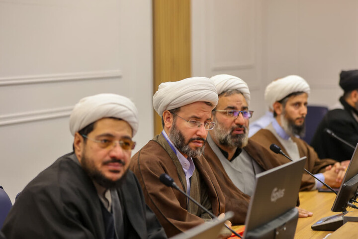 تصاویر | حضور نماینده ولی فقیه در آذربایجان شرقی در دوره دانش‌افزایی تربیت مربی ولایت فقیه