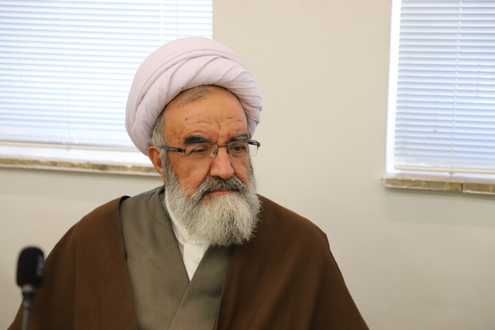 تصاویر | حضور امام جمعه مرند در دوره دانش‌افزایی اساتید حوزه‌ های علمیه شمالغرب کشور