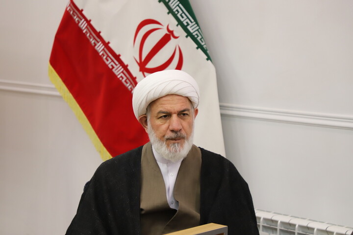 تصاویر | حضور امام جمعه مرند در دوره دانش‌افزایی اساتید حوزه‌ های علمیه شمالغرب کشور