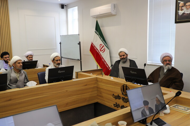 تصاویر | حضور امام جمعه مرند در دوره دانش‌افزایی اساتید حوزه‌ های علمیه شمالغرب کشور