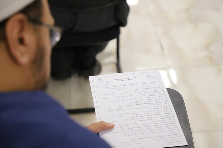 تصاویر/ برگزاری آزمون کتبی دانش افزایی ولایت فقیه ویژه اساتید حوزه های علمیه شمالغرب کشور