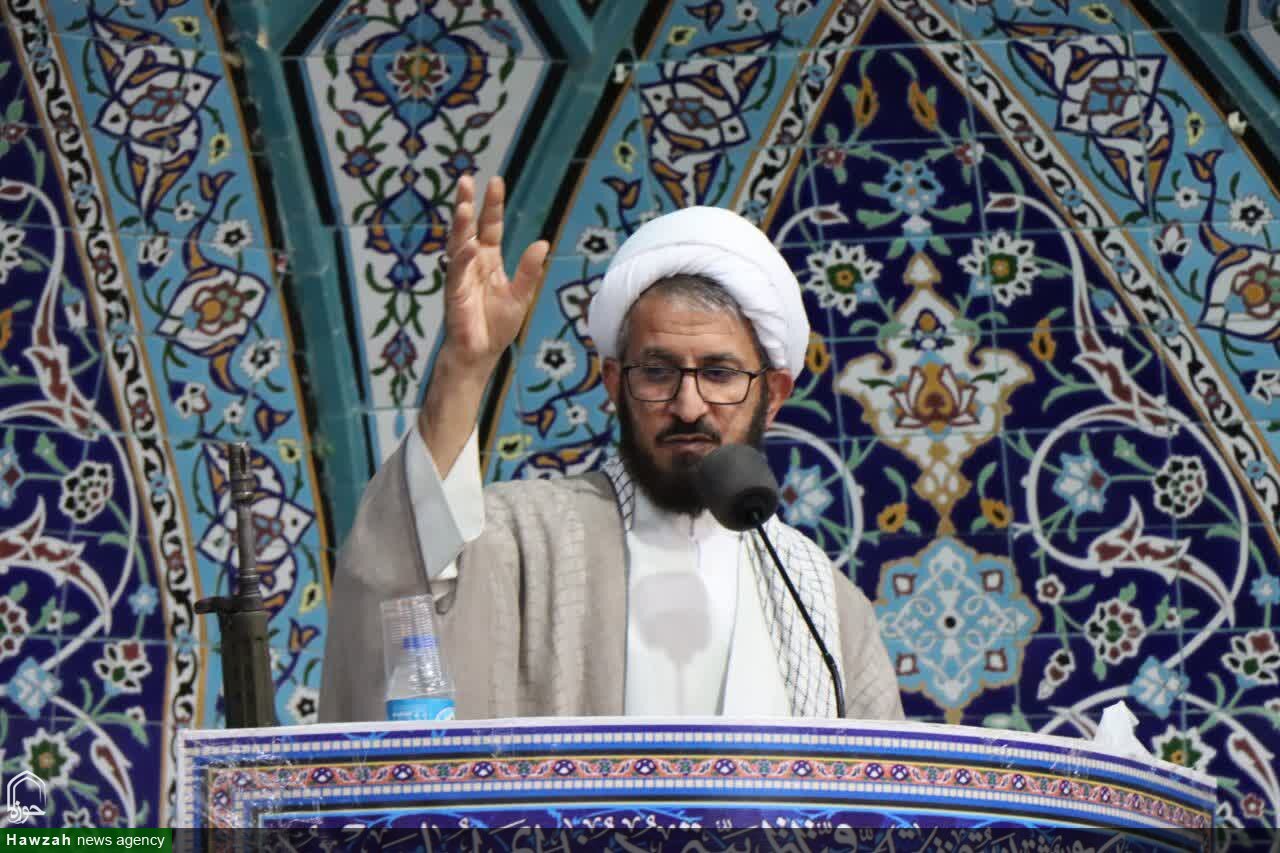 دشمنان بیش از هر زمان دیگری خانواده و جایگاه زن را هدف قرار داده‌اند