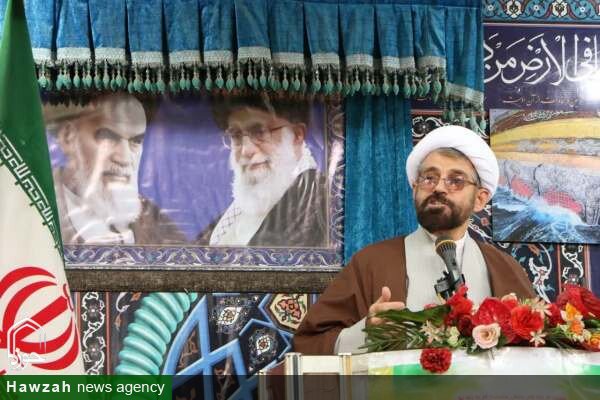 تأکید امام جمعه خرمدره بر نقش کلیدی مجلس در رفع ناکارآمدی‌ها