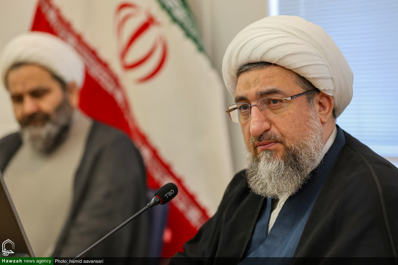 تأکید نماینده ولی فقیه در آذربایجان شرقی بر پاسخ به شبهات جهانی