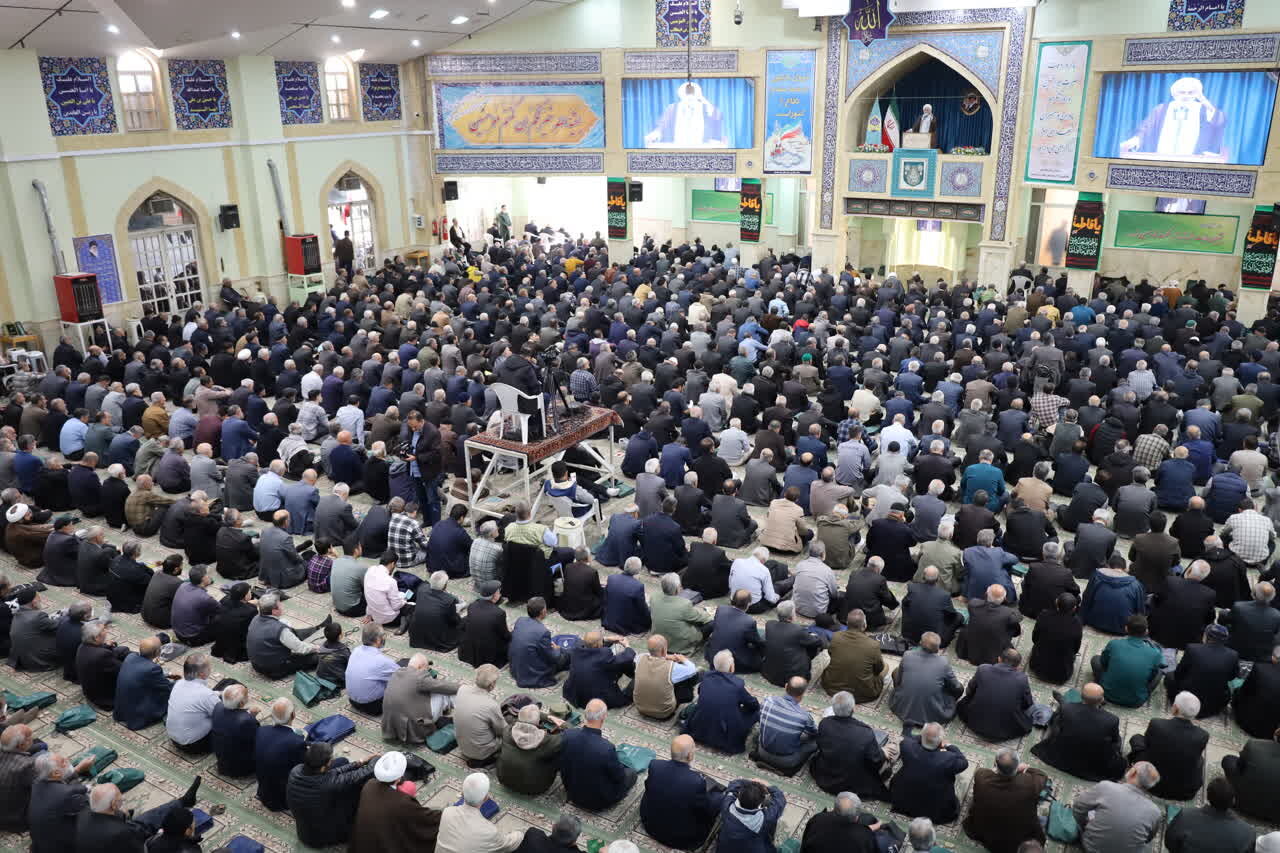 تصاویر / اقامه نماز جمعه همدان